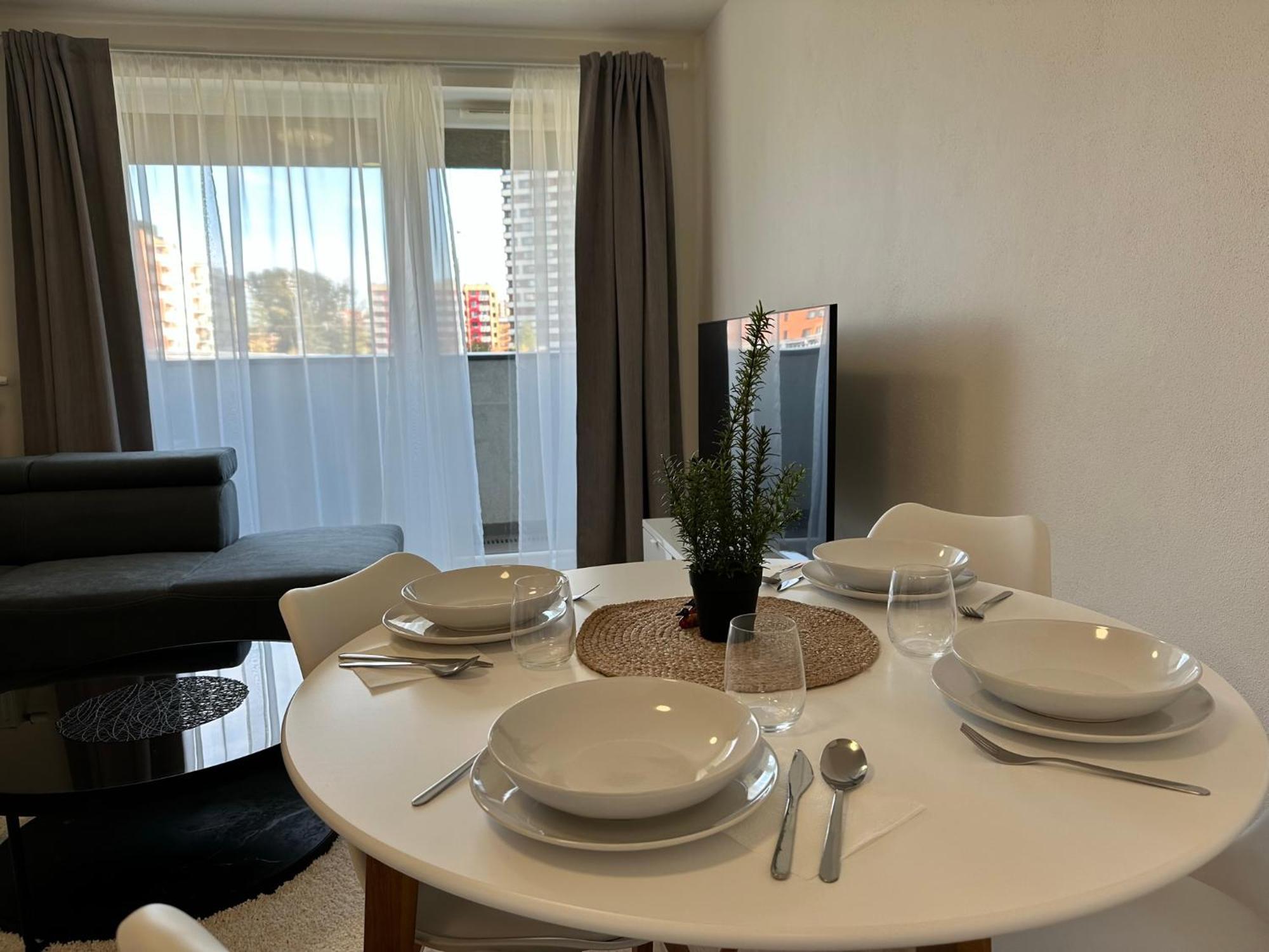 Novozariadeny Apartman Pri Starom Moste Pozsony Kültér fotó