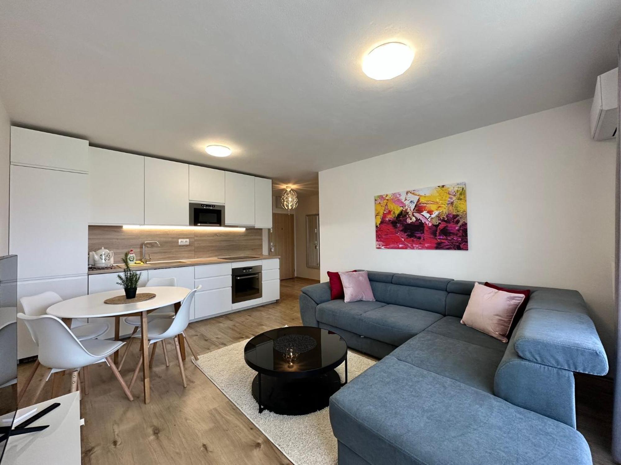 Novozariadeny Apartman Pri Starom Moste Pozsony Kültér fotó